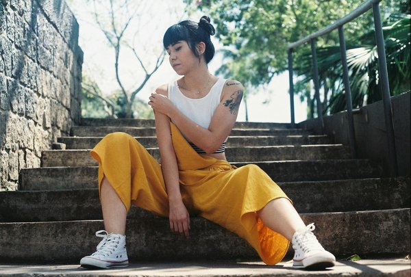 How do safety features in modern cars protect drivers?